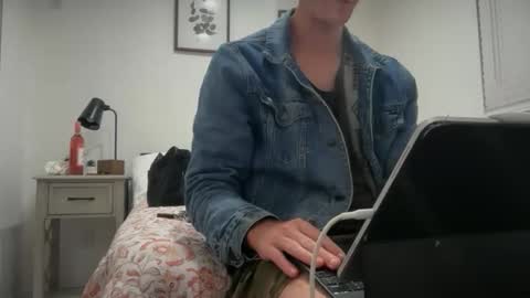 Stepbro online show from December 20, 1:23 am