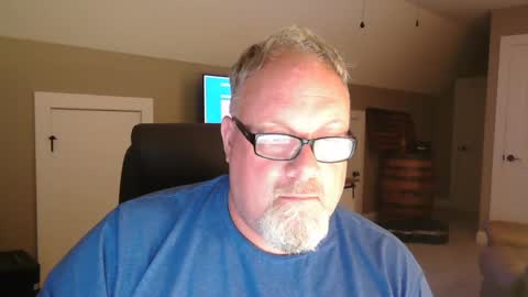 up2later online show from October 2, 3:27 am