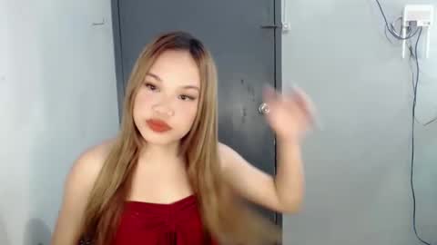Snapshot of ur_anarosesexdoll chatting on February 10, 12:19 am anarose online show from February 10, 12:19 am