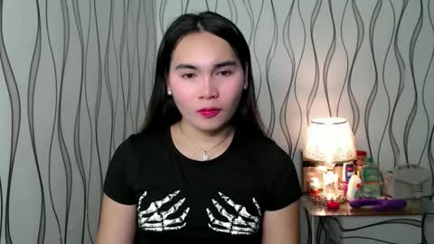 QUEENSY online show from November 25, 7:40 am