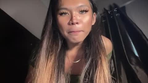 ur_new_obsession online show from April 14, 3:21 am