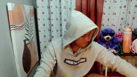 Dave online show from February 6, 8:45 pm