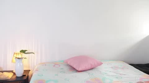 samyyy online show from April 3, 1:29 pm