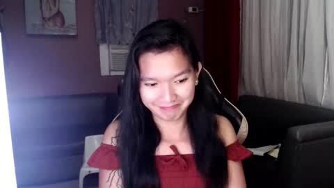 Snapshot of urasian_newra chatting on October 15, 6:09 pm NEWRA ALLISON online show from October 15, 6:09 pm