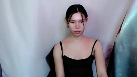 Snapshot of urasian_prettyjane chatting on October 10, 1:06 pm Jane online show from October 10, 1:06 pm