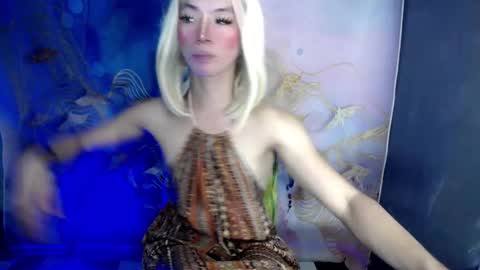 yana online show from February 21, 9:45 am