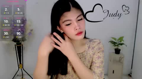 Snapshot of urasianpinayjudyxxx chatting on February 25, 2:14 am urasianpinayjudyxxx online show from February 25, 2:14 am