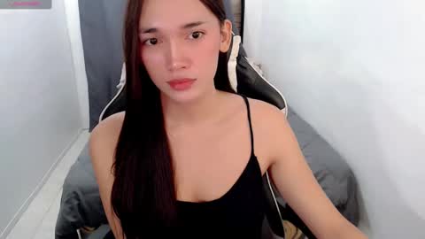 Snapshot of urasianpinaylizaxxx chatting on January 29, 1:17 pm Its me Liza online show from January 29, 1:17 pm
