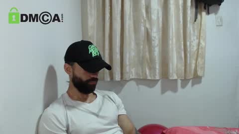 master beard online show from December 20, 7:50 pm