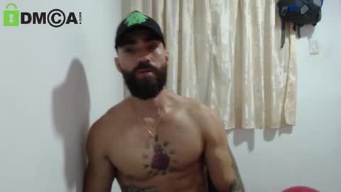 master beard online show from December 25, 1:42 am