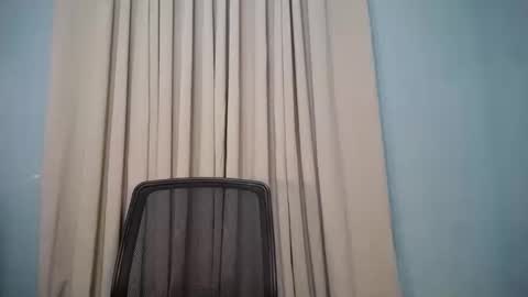 Snapshot of urbbgurl_lynxx chatting on September 23, 12:32 pm Urbbgurl lynxx online show from September 23, 12:32 pm