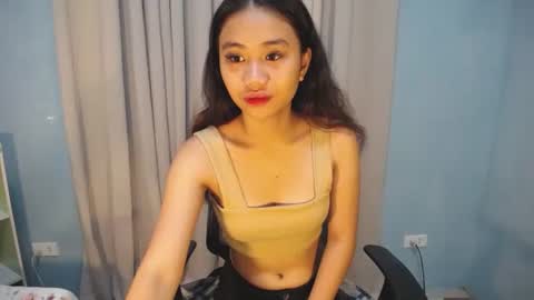 Snapshot of urbbgurl_lynxx chatting on October 5, 5:27 am Urbbgurl lynxx online show from October 5, 5:27 am