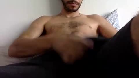 Snapshot of urbestbigdick chatting on October 26, 10:09 pm urbestbigdick online show from October 26, 10:09 pm