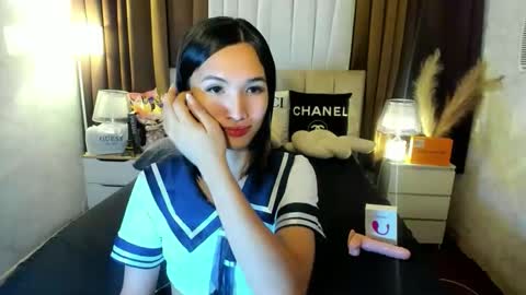 Snapshot of urblossom_princess chatting on October 17, 4:55 pm urblossom_princess online show from October 17, 4:55 pm