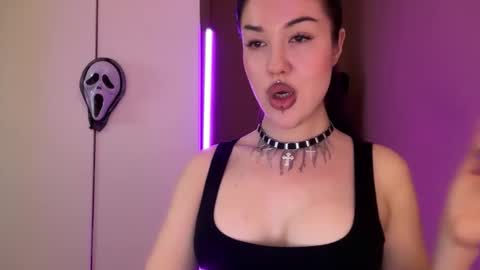 Margo online show from October 31, 10:37 am