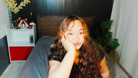 Scarlet online show from October 16, 2:22 am