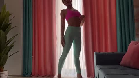 Jenny online show from November 6, 9:56 am