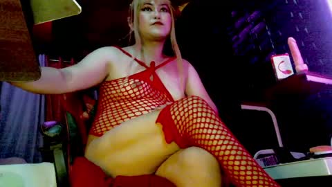 Miss Trixie online show from April 7, 4:47 am