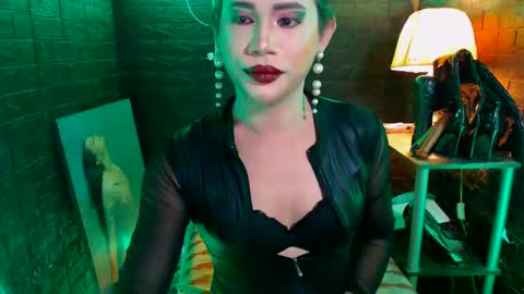 Snapshot of urhardcockqueenxxx chatting on February 7, 6:13 pm queen norelle online show from February 7, 6:13 pm