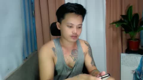 Snapshot of urhot_fucker13 chatting on October 4, 9:40 am JUST CALL MY NAME jayrus online show from October 4, 9:40 am
