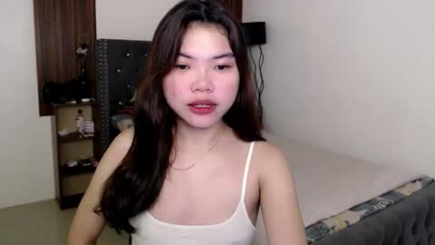 Snapshot of urhottie_melodie chatting on October 27, 8:14 am urhottie_melodie online show from October 27, 8:14 am