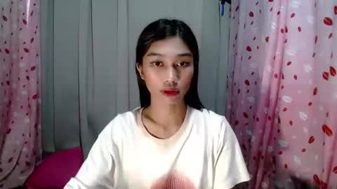 urloverjasmine_xx online show from April 15, 11:35 am