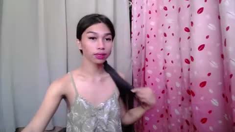 urloverjasmine_xx online show from April 7, 12:45 am