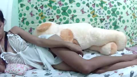 Snapshot of urmorenasexygirl4u chatting on September 29, 2:49 pm It me SHELLA online show from September 29, 2:49 pm