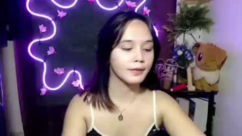 Snapshot of urpinay_pia chatting on October 16, 9:35 pm Pia online show from October 16, 9:35 pm