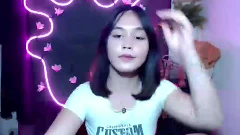 Snapshot of urpinay_pia chatting on October 9, 12:05 am Pia online show from October 9, 12:05 am