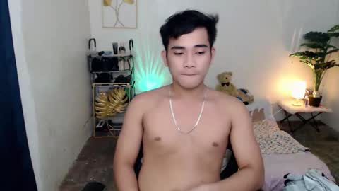Snapshot of urpinoy_cummer chatting on October 8, 2:23 pm urpinoy_cummer online show from October 8, 2:23 pm