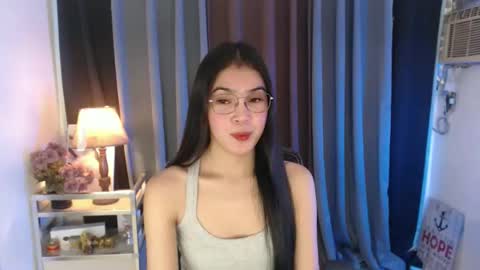 Snapshot of urpretty_nix chatting on October 20, 10:31 am Nix online show from October 20, 10:31 am
