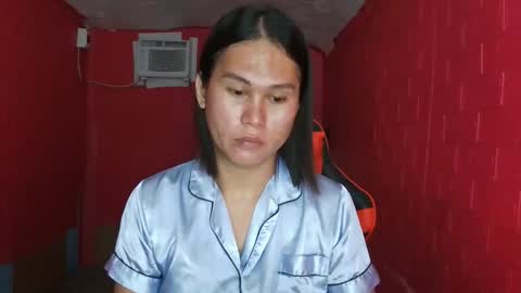 chiks online show from April 30, 10:03 pm