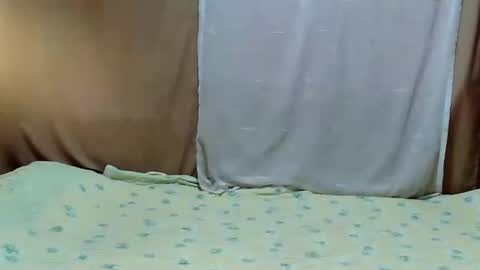Snapshot of urtinypinay chatting on September 26, 3:03 am urtinypinay online show from September 26, 3:03 am