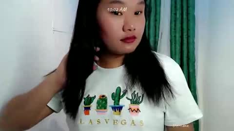 Snapshot of urwildpinayxxx chatting on September 10, 2:01 am melody online show from September 10, 2:01 am