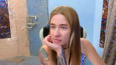 Leila online show from October 2, 4:17 pm