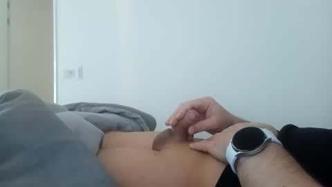 Snapshot of uwvvlvip chatting on December 30, 2:09 am uwvvlvip online show from December 30, 2:09 am