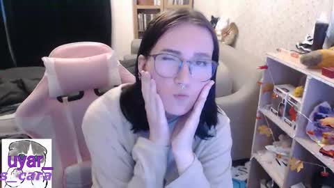 Cara online show from November 21, 1:20 pm