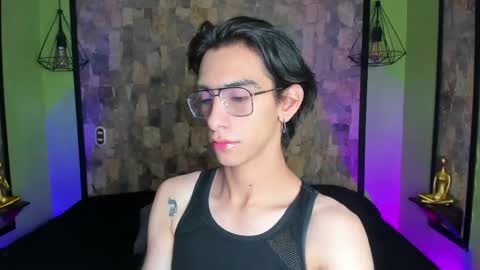 UYUKIE online show from April 24, 2:35 am