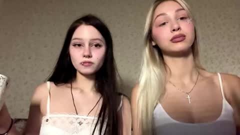 v4lentinababyy online show from October 5, 5:20 pm