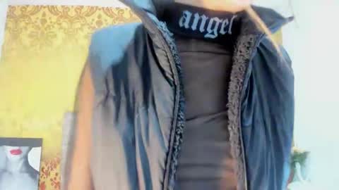 vaaiolett_12 online show from February 13, 7:31 pm