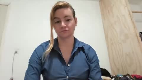 Snapshot of vagimosa chatting on October 13, 9:22 am vagimosa online show from October 13, 9:22 am