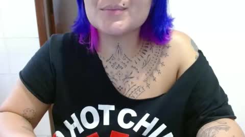 Vah Oliver online show from November 6, 6:11 pm