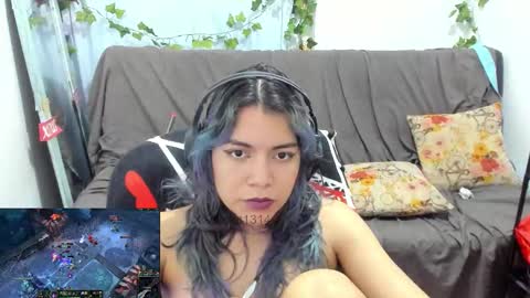 Vaiolet1314 online show from February 24, 6:27 am