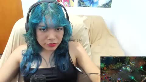 Vaiolet1314 online show from October 3, 3:59 am