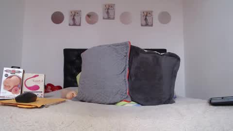 valen_foxxx online show from May 11, 2:45 pm