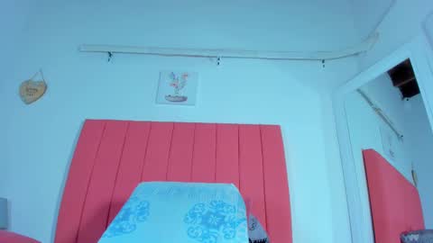 Snapshot of valen_rose0 chatting on February 26, 12:05 pm VALENTINA 3 online show from February 26, 12:05 pm