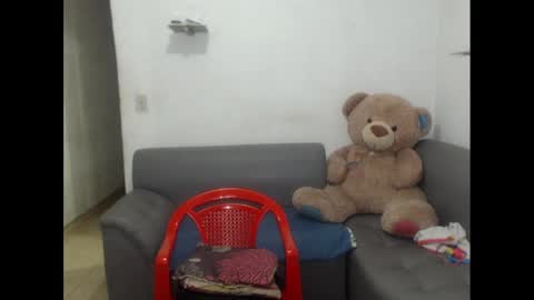 Snapshot of valentina028 chatting on March 5, 8:00 am valentina028 online show from March 5, 8:00 am