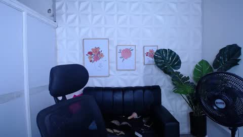 Valentina  online show from September 28, 1:14 am