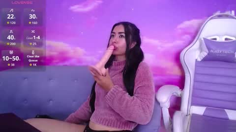 Snapshot of valentina_monroe1 chatting on September 27, 8:17 pm Vale online show from September 27, 8:17 pm